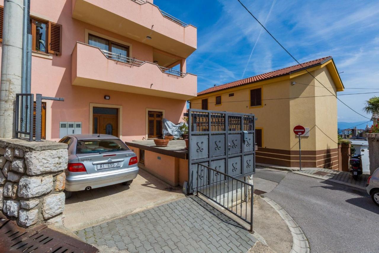 Apartment Egita Crikvenica Exterior photo